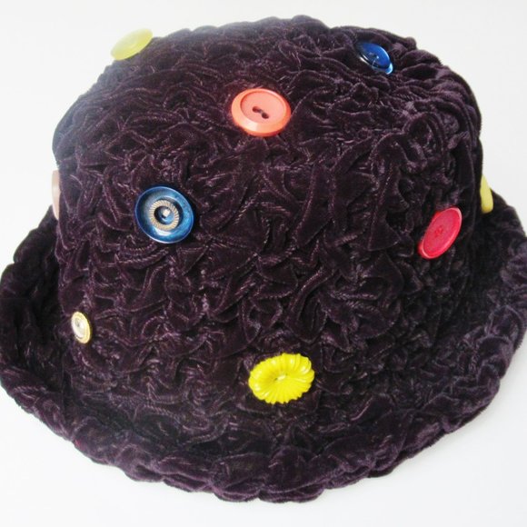 Deep Purple Velvet Hat Hand Ruched Fabric Decorated With Vintage Buttons - Picture 2 of 8